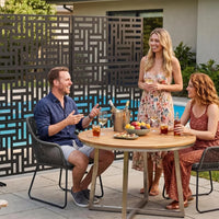 Paravent extérieur acier noir motif rectangles entrelacés autoportant, pour un jardin